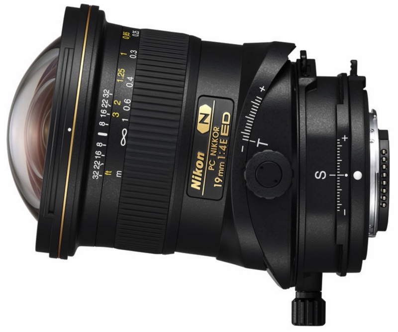 bythom nikon 19mm